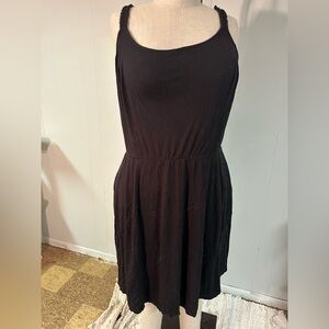Elegant Black Sleeveless Dress - stretchy!